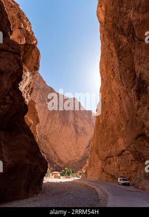 Impressionante gola ripida Todra nelle montagne dell'Atlante del Marocco Foto Stock