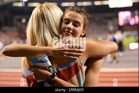 Bruxelles, Belgio. 8 settembre 2023. L'Ucraina Yaroslava Mahuchikh celebra dopo aver vinto l'evento di salto in alto dell'edizione 2023 del Memorial Van Damme Diamond League Meeting, evento di atletica leggera, a Brussel, venerdì 08 settembre 2023. BELGA PHOTO LAURIE DIEFFEMBACQ Credit: Belga News Agency/Alamy Live News Foto Stock