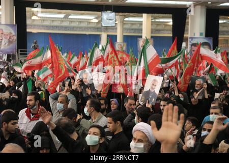 230103 -- TEHERAN, 3 gennaio 2023 -- la gente partecipa a una cerimonia che segna il terzo anniversario dell'assassinio dell'ex comandante iraniano Qassem Soleimani a Teheran, Iran, il 3 gennaio 2023. Gli iraniani si sono riuniti martedì in tutto il paese per ricordare l'ex comandante Qassem Soleimani assassinato dagli Stati Uniti nel gennaio 2020. IRAN-TEHERAN-QASSEM SOLEIMANI-ASSASSINIO-ANNIVERSARIO GAOXWENCHENG PUBLICATIONXNOTXINXCHN Foto Stock