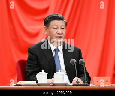 230109 -- PECHINO, 9 gennaio 2023 -- il segretario generale del Comitato centrale del PCC del Partito Comunista Cinese Xi Jinping, anche presidente cinese e presidente della Commissione militare centrale, si rivolge alla seconda sessione plenaria della 20a Commissione centrale del PCC per l'ispezione della disciplina a Pechino, capitale della Cina, 9 gennaio 2022. CHINA-XI JINPING-CPC-CCDI-SESSIONE PLENARIA CN LIXXUEREN PUBLICATIONXNOTXINXCHN Foto Stock