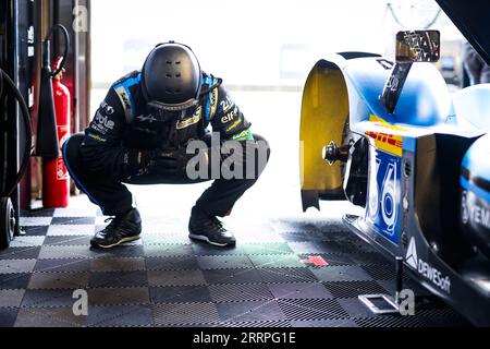 Oyama, Japon. 9 settembre 2023. ALPINE Elf Team ambiance durante la 6 ore di Fuji 2023, 6° prova del Campionato Mondiale Endurance 2023 FIA, dal 7 al 10 settembre 2023 sul Fuji Speedway, a Oyama, Giappone - foto Florent Gooden/DPPI Credit: DPPI Media/Alamy Live News Foto Stock