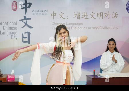 230420 -- KATHMANDU, 20 aprile 2023 -- Uno studente nepalese si esibisce alla cerimonia di apertura di un evento che segna la 14a giornata della lingua cinese delle Nazioni Unite a Kathmandu, Nepal, 20 aprile 2023. Foto di /Xinhua NEPAL-KATHMANDU-un GIORNATA IN LINGUA CINESE HarixMaharjan PUBLICATIONxNOTxINxCHN Foto Stock