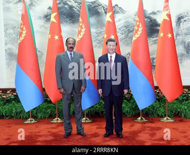 News Bilder des Tages China, Präsident Xi Jinping trifft Eritreas Präsidenten Isayas Afewerki a Pechino 230515 -- PECHINO, 15 maggio 2023 -- il presidente cinese Xi Jinping tiene colloqui con il presidente Isaias Afwerki dello Stato dell'Eritrea nella grande sala del popolo di Pechino, capitale della Cina, il 15 maggio 2023. CHINA-BEIJING-XI JINPING-ERITREA PRESIDENT-TALKS CN JUXPENG PUBLICATIONXNOTXINXCHN Foto Stock