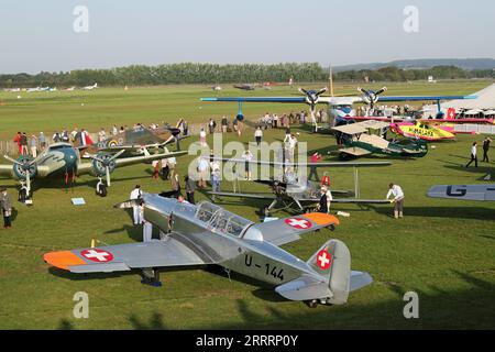 Goodwood, West Sussex, Regno Unito. 9 settembre 2023. Mostra di aeroplani statici al Goodwood Revival di Goodwood, West Sussex, Regno Unito. © Malcolm Greig/Alamy Live News Foto Stock