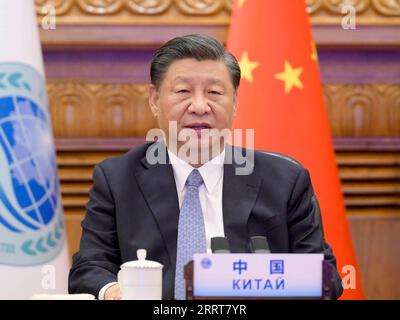 230704 -- PECHINO, 4 luglio 2023 -- il presidente cinese Xi Jinping si rivolge alla 23a riunione del Consiglio dei capi di Stato dell'Organizzazione di cooperazione di Shanghai SCO tramite videoconferenza da Pechino, capitale della Cina, 4 luglio 2023. CHINA-BEIJING-XI JINPING-SCO-MEETING CN LIXXUEREN PUBLICATIONXNOTXINXCHN Foto Stock