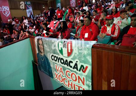 Non esclusiva: 8 settembre 2023, città del Messico, Messico: Membri del Partito Rivoluzionario istituzionale all'incontro con il candidato del Broad Foto Stock