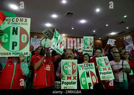 Non esclusiva: 8 settembre 2023, città del Messico, Messico: Membri del Partito Rivoluzionario istituzionale all'incontro con il candidato del Broad Foto Stock