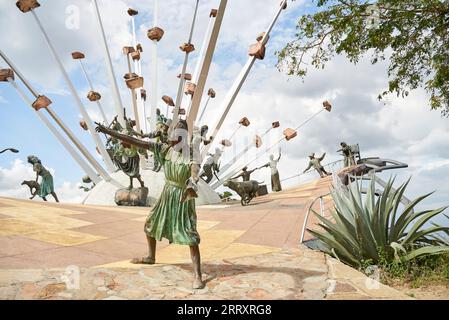 Aratoca, Santander, Colombia, 23 novembre 2022: Monumento a Santandereanidad, scultura storica nel Parco Nazionale Chicamocha, Panachi. Foto Stock