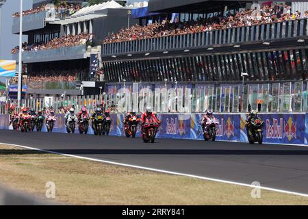 Misano Adriatico, Italia. 9 settembre 2023. Inizia Sprint Race durante il Gran Premio Red Bull di MotoGP di San Marino e la gara Tisso Sprint di Rimini Riviera sabato 8, 9, 10 settembre 2023, Misano World Circuit, Italia. (Foto di Fabio Averna/Sipa USA) credito: SIPA USA/Alamy Live News Foto Stock