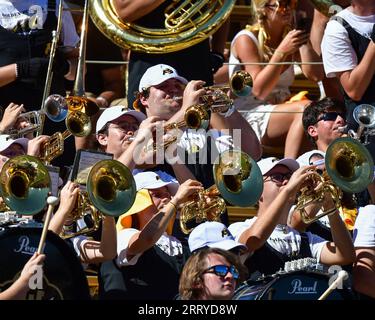 Boulder, CO, USA. 9 settembre 2023. La band del Colorado gioca durante un timeout nella partita di football tra Colorado e Nebraska a Boulder, CO. Derek Regensburger/CSM/Alamy Live News Foto Stock