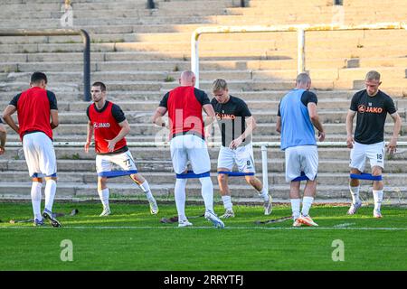 Charleroi, Belgio. 9 settembre 2023. Warming-up Deinze nella foto prima di una partita di calcio tra R. Olympic Club Charleroi e KMSK Deinze nella Crocky Cup 2023-2024 il 9 settembre 2023 a Charleroi, in Belgio. Credito: Sportpix/Alamy Live News Foto Stock