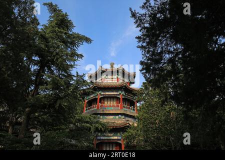 Pechino, Cina - 6 ottobre 2020: Antica architettura cinese nel Palazzo estivo di Pechino Foto Stock