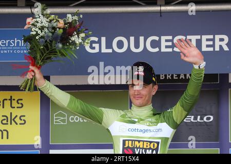 Gloucester, Regno Unito. 9 settembre 2023. Il ciclista olandese Olav Kooij del Team Jumbo-Vista al Tour of Britain. Foto Stock