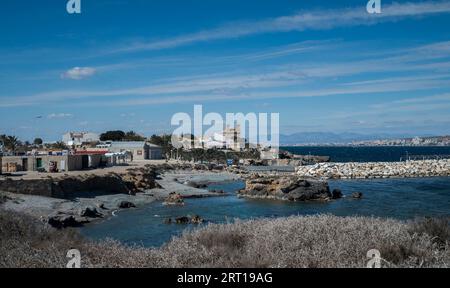 ALICANTE, SPAGNA – 26 FEBBRAIO 2023: Vista della città di Tabarca, nel comune di Alicante, Spagna Foto Stock