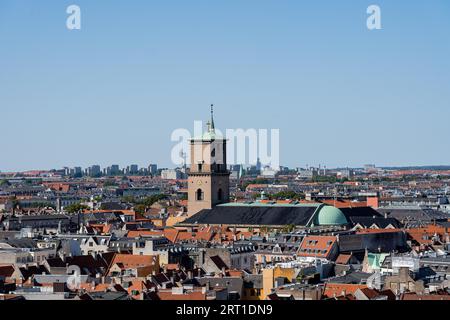 Copenhagen, Danimarca, 02 settembre 2021: Veduta della Chiesa di nostra Signora e dello skyline di Copenaghen Foto Stock