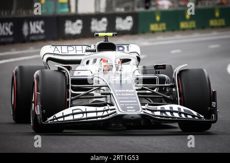 MELBOURNE, AUSTRALIA, 9 APRILE: Yuki Tsunoda di AlphaTauri durante le prove del Gran Premio d'Australia 2022 Foto Stock