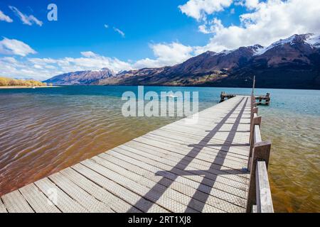 L'iconico molo di Glenorchy sul lago Wakatipu nel distretto di Otago in nuova Zelanda Foto Stock