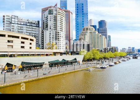 Melbourne, Australia, 19 settembre 2020: Southbank a Melbourne è tranquillo e vuoto durante la pandemia di Coronavirus e il relativo blocco Foto Stock