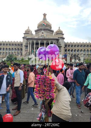 Edificio Vidhana soudha durante la celebrazione del giorno dell'indipendenza Foto Stock