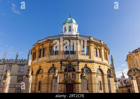 Lo Sheldonian Theatre, l'Università di Oxford, Oxfordshire, Inghilterra Foto Stock