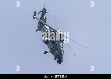 Elicottero tigre dell'esercito spagnolo in una mostra aerea. Foto Stock