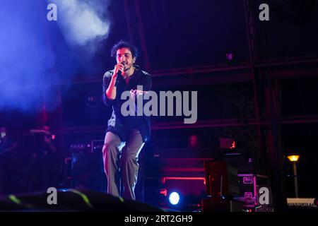 Sesto San Giovanni, Italia. 9 settembre 2023. Alberto cotta Ramusino, conosciuto professionalmente come Tananai, si esibisce dal vivo sul palco durante il FESTIVAL LIVE 2023 al carroponte. (Foto di Fabrizio Carabelli/SOPA Images/Sipa USA) credito: SIPA USA/Alamy Live News Foto Stock