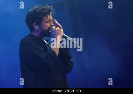 Sesto San Giovanni, Italia. 9 settembre 2023. Alberto cotta Ramusino, conosciuto professionalmente come Tananai, si esibisce dal vivo sul palco durante il FESTIVAL LIVE 2023 al carroponte. (Foto di Fabrizio Carabelli/SOPA Images/Sipa USA) credito: SIPA USA/Alamy Live News Foto Stock