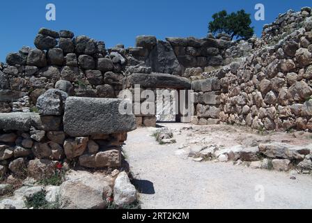 L'antico sito archeologico greco di Micene, un importante centro di civiltà greca nel secondo millennio a.C., e leggendosi associato alla guerra di Troia, Grecia, 2003. Foto Stock