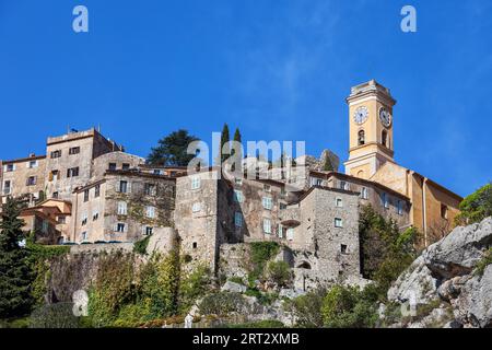 Medievale di Eze villaggio arroccato in cima a una montagna in Francia Foto Stock