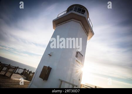 Cape Liptrap faro al tramonto in basso la costa vicino Walkerville in Victoria, Australia Foto Stock