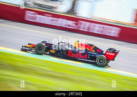 MELBOURNE, AUSTRALIA, 16 MARZO: Pierre GASLY dell'Aston Martin Red Bull Racing durante la terza sessione di prove libere del giorno 3 della Formula 1 australiana 2019 Foto Stock