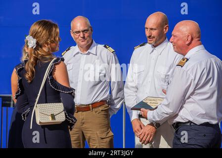 Rotterdam, Paesi Bassi. 9 settembre 2023. Principessa Alexia dei Paesi Bassi, nel suo primo impegno pubblico con la targa che porta il suo nome, durante la cerimonia di Natale della draga ''˜VOX ALEXIA' al terminal delle navi da crociera. La draga ''˜Vox Alexia' prende il nome da sua altezza reale Principessa Alexia dei Paesi Bassi, la figlia di mezzo del re Willem-Alexander e della regina Maxima. Dopo il battesimo, alla principessa fu dato un tour della nave e parlò con i membri dell'equipaggio e i dipendenti dell'associazione Young Van Oord. Vox Alexia è una draga a tramoggia a estrazione posteriore. Questo sì Foto Stock