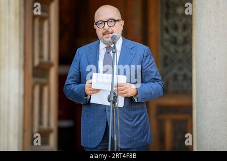 Firenze, Italia. 10 settembre 2023. Il Ministro della Cultura GENNARO SANGIULIANO nel suo intervento per l'apertura della giornata europea della Cultura ebraica nel giardino della Sinagoga di Firenze. La giornata europea della Cultura ebraica è l'evento annuale celebrato nell'Unione europea per scoprire il patrimonio culturale degli ebrei popolazione. In Italia l'evento è coordinato dall'Unione delle Comunità ebraiche italiane (UCEI). L'edizione italiana del 2023 è dedicata alla bellezza nel senso più ampio e profondo e vede la città di Firenze come la città principale. (Immagine di credito: © Marcello Valeri/ Foto Stock