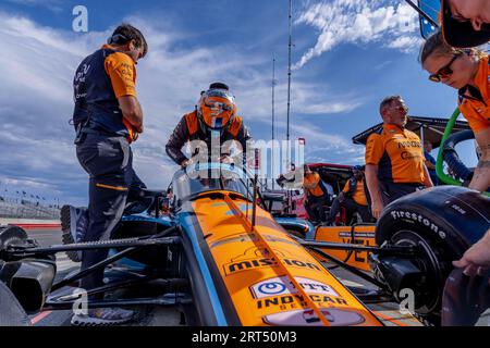 Monterey, CALIFORNIA, USA. 9 settembre 2023. Il pilota DELLA INDYCAR Series, ALEXANDER ROSSI (7) di Nevada City, California, si prepara ad allenarsi per il Firestone Grand Prix di Monterey al WeatherTech Raceway Laguna Seca di Monterey, CALIFORNIA. (Immagine di credito: © Walter G Arce Sr Grindstone medi/ASP) SOLO USO EDITORIALE! Non per USO commerciale! Foto Stock