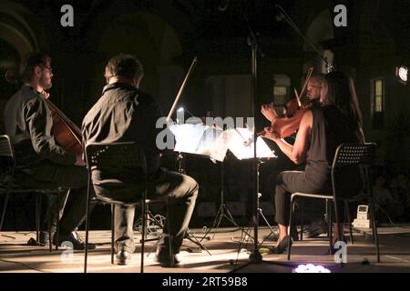 Roma, Italia. 10 settembre 2023. Quartetto Pessoa alla terza giornata del Festival musicale Bravetta presso il Chiostro del buon Pastore . Il Festival è stato patrocinato dal XII comune con la partecipazione di Roma capitale e con la collaborazione del Liceo scientifico Marcello Malpighi di Roma. (Foto di Daniela Franceschelli/Pacific Press) credito: Pacific Press Media Production Corp./Alamy Live News Foto Stock