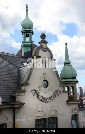 L'edificio di Højbrohus si trova sul lato est di Amagertorv, tra Østergade e Store Kirkestræde, nella città vecchia di Copenaghen, Danimarca. Foto Stock