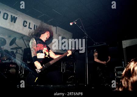 Milano Italia 1995-10-16 : David Vincent cantante e bassista del gruppo Morbid Angel in concerto al Rainbow Club Foto Stock