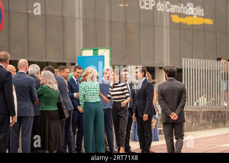 Casa reale spagnola, 11 settembre 2023. Sigueiro, Galizia, Spagna. La regina Letizia inaugura l'anno scolastico nella scuola pubblica plurilingue do Camino Ingles. Alla presenza del presidente del governo galiziano, Alfonso Rueda e del conselleiro dell'educazione Roman Rodriguez. Crediti: Xan / Alamy Live News / Alamy Live News Foto Stock