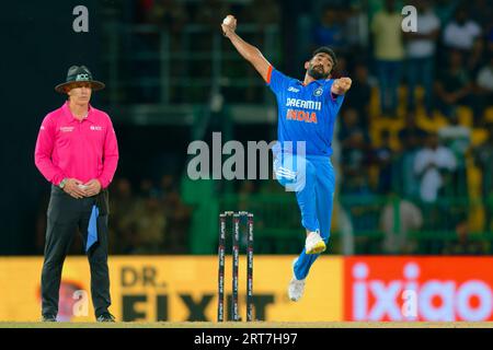 Colombo, Sri Lanka. 11 settembre 2023. Il Jasprit Bumrah dell'India si è svolto durante la partita internazionale di cricket di un giorno (ODI) Super Four dell'Asia Cup 2023 tra India e Pakistan allo Stadio Premadasa di Colombo l'11 settembre 2023. Viraj Kothalwala/Alamy Live News Foto Stock