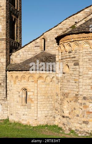 Chiesa cattolica di Sant Climent de Taüll. Parte delle "Chiese del Vall de Boí" (insieme di nove chiese romaniche del primo periodo dichiarate Patrimonio dell'Umanità Foto Stock