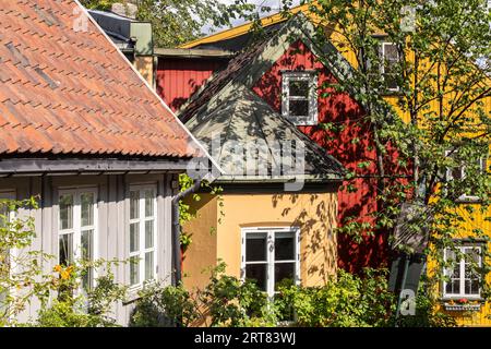 Case tradizionali in legno a Damstredet, Oslo, Norvegia, case tradizionali a Damstredet, Norvegia Foto Stock