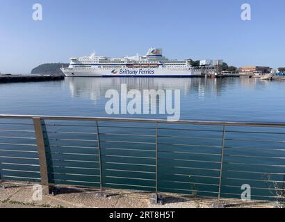 Plymouth, Devon, Inghilterra, Regno Unito. 6 settembre 2023. Attraversa il traghetto della Manica Pont Aven ormeggiato ai moli di Millbay prima di partire per Santander, Spagna. Foto Stock