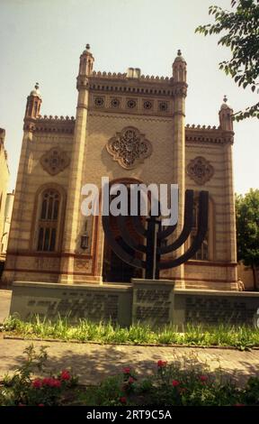 Esterno del Tempio Corale, sinagoga a Bucarest, Romania, circa 2000 Foto Stock