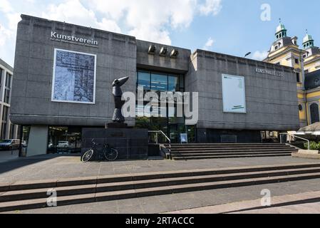 Dusseldorf, Germania - 2 giugno 2022: Art Association of Rhineland and Westphalia, Kunsthalle (galleria d'arte) a Dusseldorf, Renania settentrionale-Vestfalia Foto Stock