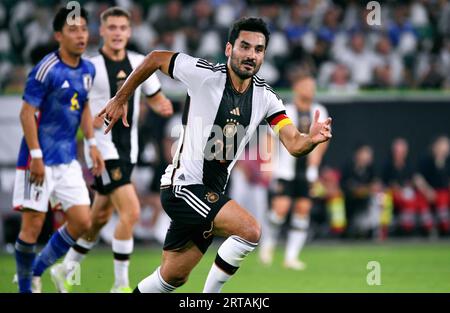 Fussball, Herren, Deutschland, Nationalmannschaft, LŠnderspiel, Volkswagen Arena Wolfsburg: Deutschland - Giappone 1:4; Ilkay GŸndogan (GER). LE NORMATIVE DELL'AKTION DFB VIETANO L'USO DI FOTOGRAFIE COME SEQUENZE DI IMMAGINI E/O QUASI-VIDEO. Foto Stock