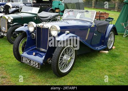 Blue 1937 Classic MG Motor Car. Foto Stock