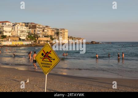 Cartello segnaletico a Bondi Beach, Sydney, NSW, Australia. Foto Stock