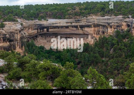 Una delle più grandi abitazioni sulla scogliera nel Parco Nazionale di Mesa Verde Foto Stock