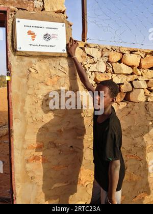 Mauritania, regione di Adrar, Entkemkemt, scuola "Africa per l'Africa" Foto Stock