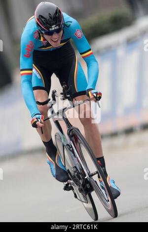 Il Belga Nathan Van Hooydonck (team Jumbo-Visma) E Il Fiammingo Taco ...